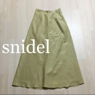 スナイデル(SNIDEL)のsnidel スエードペンシルフレアスカート(ロングスカート)