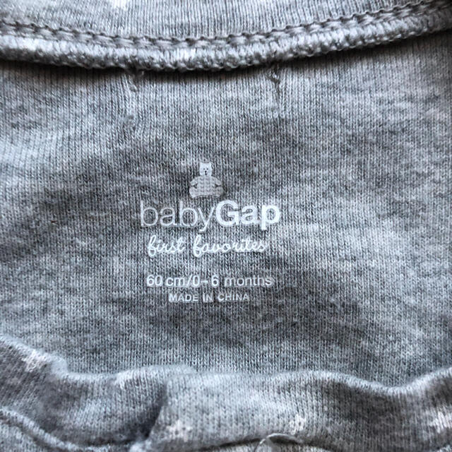 babyGAP(ベビーギャップ)の【babyGap】ノースリーブロンパース 0〜6m キッズ/ベビー/マタニティのベビー服(~85cm)(ロンパース)の商品写真