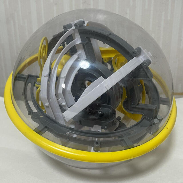 台座付き パープレクサス 立体迷路 球体迷路 イエロー の通販 By あこ S Shop ラクマ 台座付き パープレクサス 立体迷路 球体迷路 イエロー の通販 By あこ S Shop ラクマ