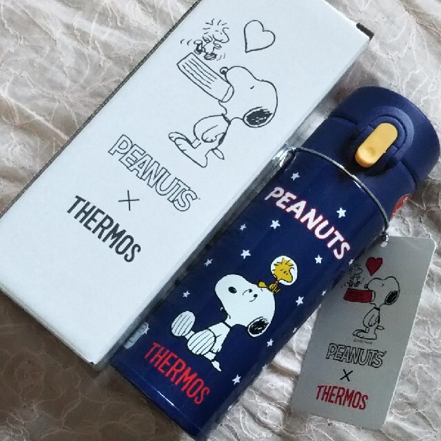 Snoopy 新品スヌーピー サーモス ワンタッチスリムボトル300ml 星 水筒 保温保冷の通販 By Maruyui スヌーピーならラクマ Snoopy 新品スヌーピー サーモス ワンタッチスリムボトル300ml 星 水筒 保温保冷の通販 By Maruyui スヌーピーならラクマ