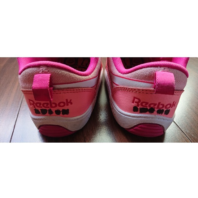 Reebok 女の子 靴 13 13センチ リーボック スニーカー 13 5 14 14センチの通販 By らくさんさん S Shop リーボックならラクマ Reebok 女の子 靴 13 13センチ リーボック スニーカー 13 5 14 14センチの通販 By らくさんさん S Shop リーボックならラクマ