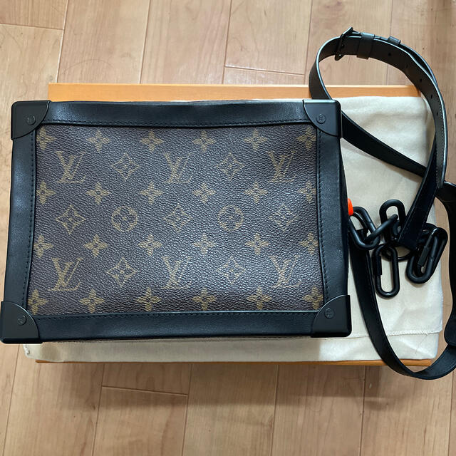 louis vuitton ルイヴィトン ソフトトランク