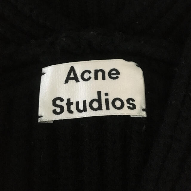 トップスACNE 美品　ニット