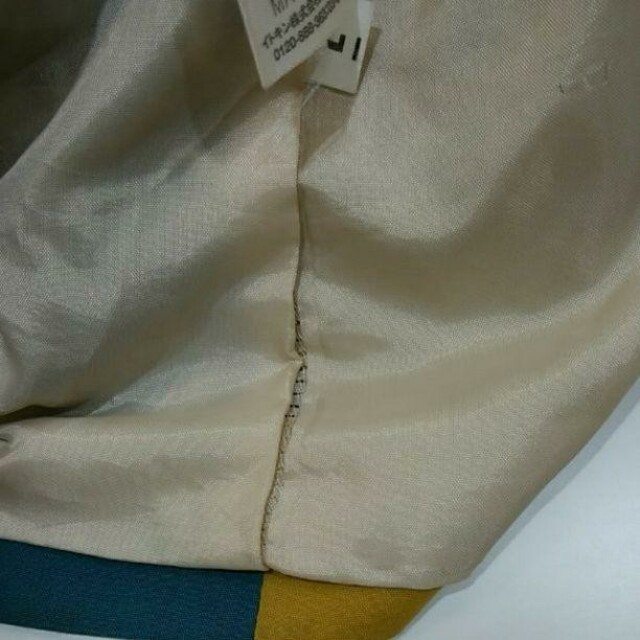 Sybilla - シビラ ひざ丈スカート サイズL(サイズ注意!小さめです。)の通販 by fukafuka shop|シビラならラクマ Sybilla - シビラ ひざ丈スカート サイズL(サイズ注意!小さめです。)の通販 by fukafuka shop|シビラならラクマ
