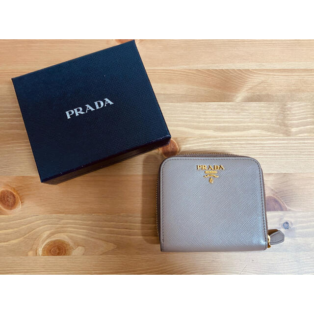 【美品】PRADA プラダ 二つ折り財布財布