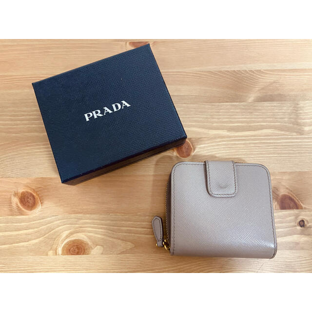 【美品】PRADA プラダ 二つ折り財布財布 1