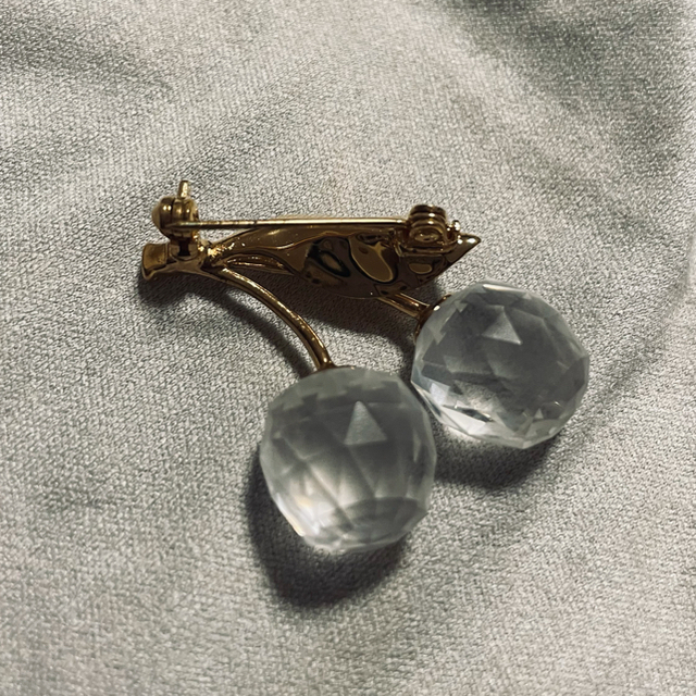 SWAROVSKI - スワロフスキー さくらんぼブローチ クリスタルメモリーズ