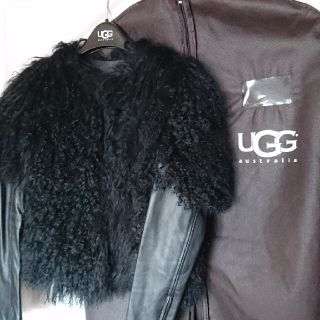 アグ(UGG)のUGGのショートジャケット.ベスト2wayタイプ(ノーカラージャケット)