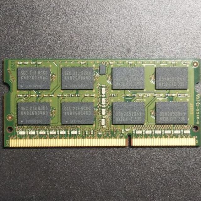 SAMSUNG(サムスン)のサムスン PC3-12800(DDR3-1600) SO-DIMM 4GB スマホ/家電/カメラのPC/タブレット(PCパーツ)の商品写真