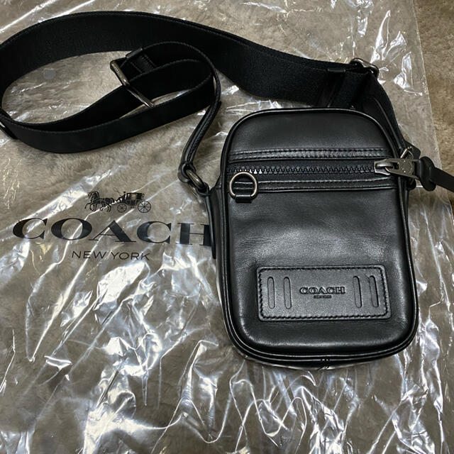 COACH - 【新品】coach ミニショルダーの通販 by (*´꒳`*)'s shop