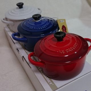 ルクルーゼ(LE CREUSET)のル・クルーゼ  3個 ミニ ラウンド ココット トリコロール 赤 青 白(食器)