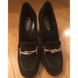 トッズ(TOD'S)のTOD'SダブルTローファー！スウェードパンプス☆トッズ(ハイヒール/パンプス)