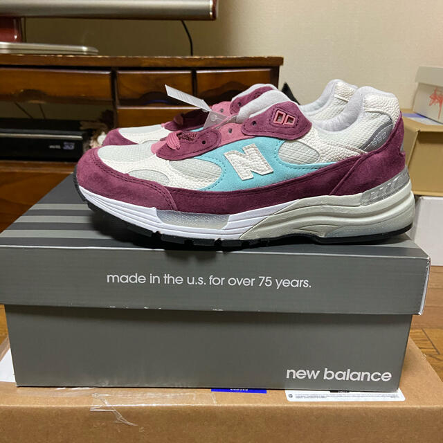 New Balance(ニューバランス)の【25.0cm】Kith for New balance992 burgundy メンズの靴/シューズ(スニーカー)の商品写真