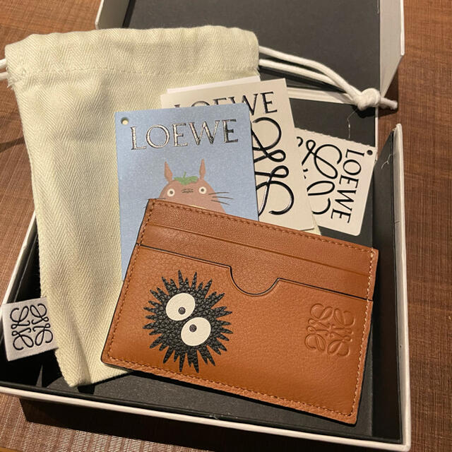 LOEWE トトロ まっくろくろすけ ダストバニー カードケースファッション小物