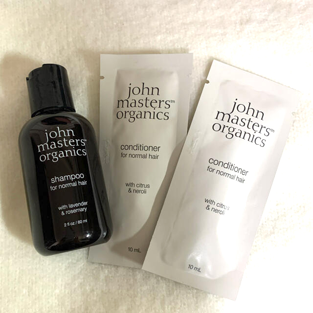 John Masters Organics(ジョンマスターオーガニック)のジョンマスターオーガニック　シャンプー　コンディショナー コスメ/美容のキット/セット(サンプル/トライアルキット)の商品写真