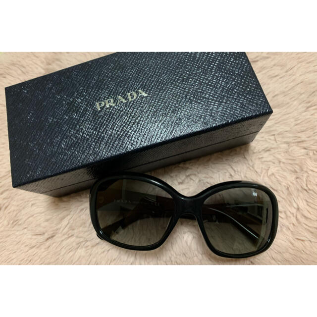 PRADA サングラス