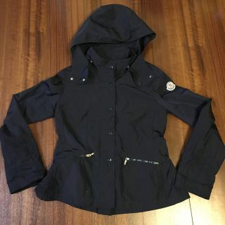 MONCLER　2歳　ウィンドブレーカー