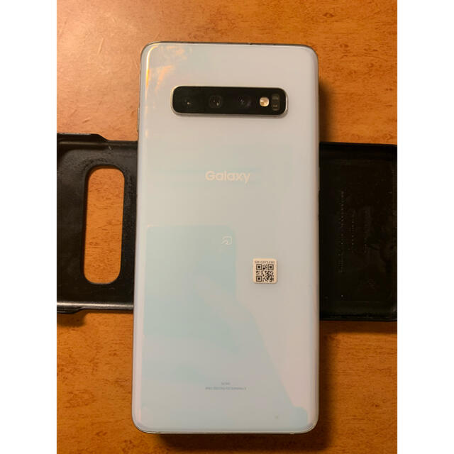 Galaxy(ギャラクシー)のGalaxy S10 Prism Blue 128 GB au SIMフリー スマホ/家電/カメラのスマートフォン/携帯電話(スマートフォン本体)の商品写真