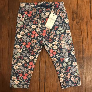 ベビーギャップ(babyGAP)の新品　GAP 花柄パンツ(パンツ)