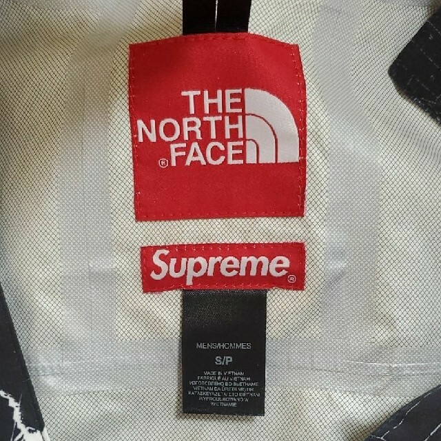 Supreme(シュプリーム)のSupreme × THE NORTH FACE Venture Jacket メンズのジャケット/アウター(ナイロンジャケット)の商品写真