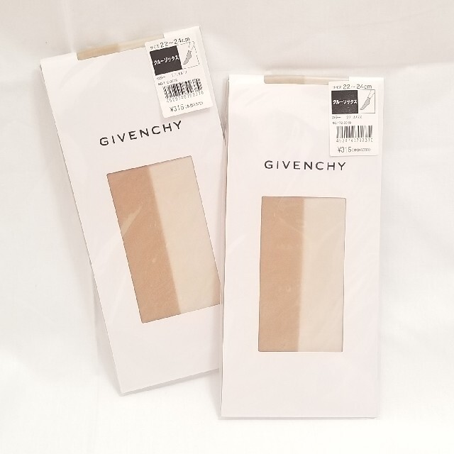 GIVENCHY(ジバンシィ)のGIVENCHY　ジバンシィ　ストッキング　クルーソックス　2つセット レディースのレッグウェア(タイツ/ストッキング)の商品写真