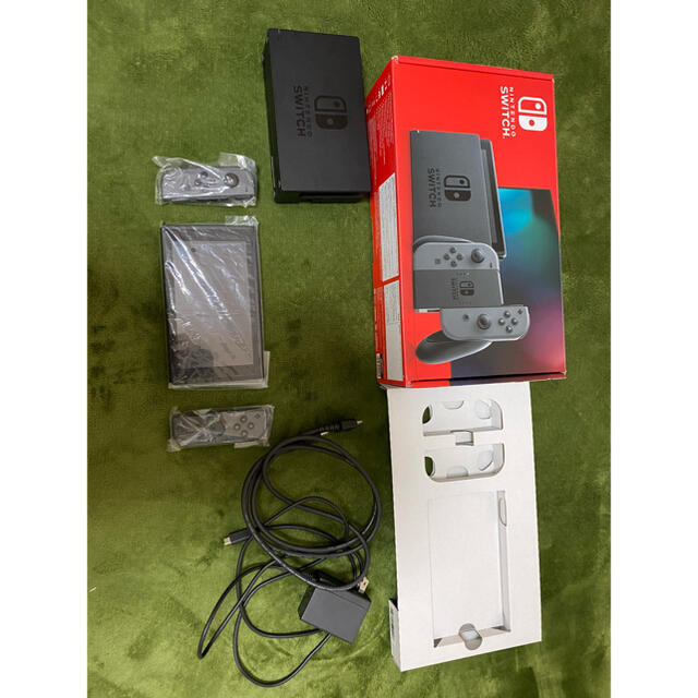 Nintendo Switch(ニンテンドースイッチ)の任天堂スイッチ本体 エンタメ/ホビーのゲームソフト/ゲーム機本体(家庭用ゲーム機本体)の商品写真