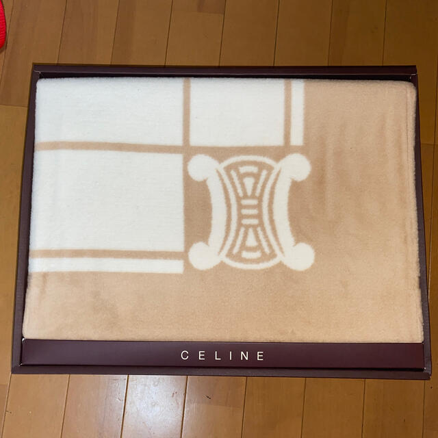 celine(セリーヌ)の💕新品未使用💕セリーヌ　綿毛布　西川産業 インテリア/住まい/日用品の寝具(毛布)の商品写真