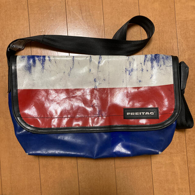 FREITAG(フライターグ)のFREITAG surfside6 メッセンジャーバッグ　トリコロールカラー メンズのバッグ(メッセンジャーバッグ)の商品写真