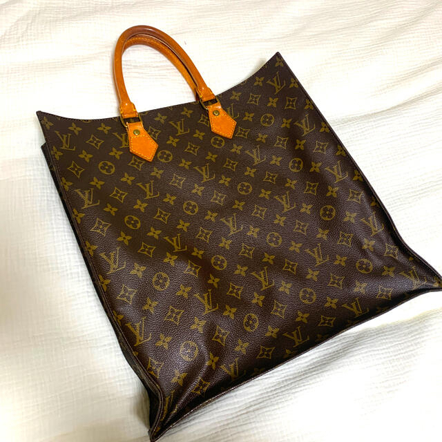 LOUIS VUITTON サックプラ　モノグラム