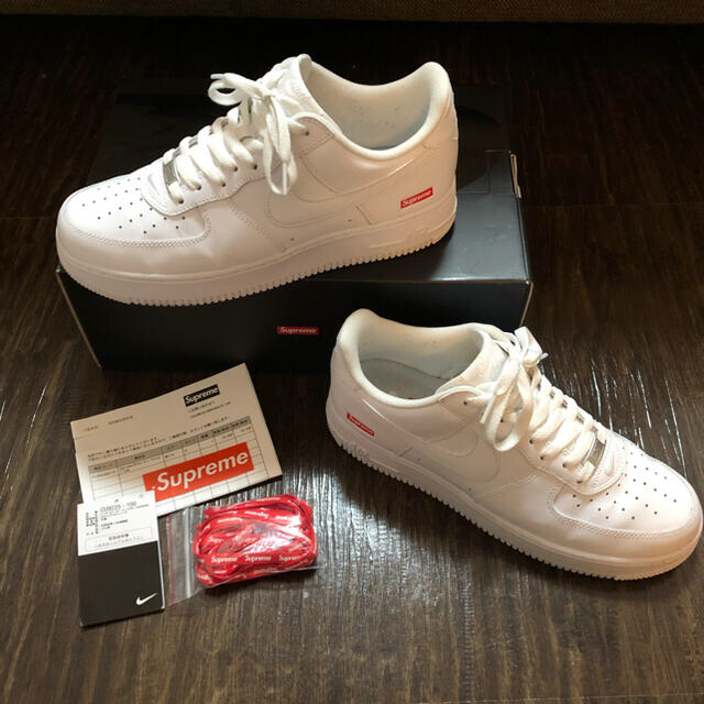 Supreme Nike Air Force 1 Low靴/シューズ