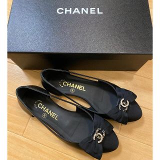 シャネル(CHANEL)のCHANEL クルーズコレクション　リボンフラットシューズ(ハイヒール/パンプス)