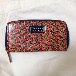 ローリーズファーム(LOWRYS FARM)の小花柄♡お財布(財布)