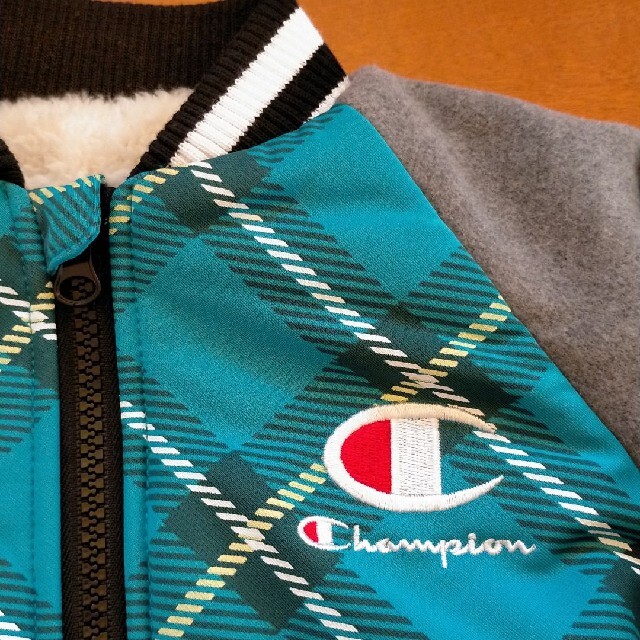 Champion(チャンピオン)のChampionチェック柄切り替え 裏ボア ブルゾン キッズ/ベビー/マタニティのベビー服(~85cm)(ジャケット/コート)の商品写真