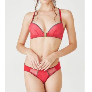 chut! intimates ノンワイヤーブラ&ショーツセット 福袋(ブラ&ショーツセット)