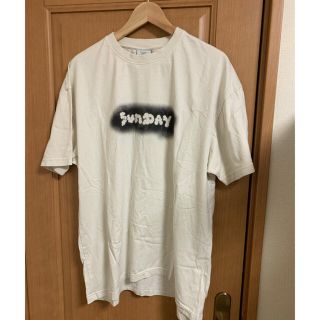 バレンシアガ(Balenciaga)のVETEMENTS Tシャツ　sunday(Tシャツ/カットソー(半袖/袖なし))