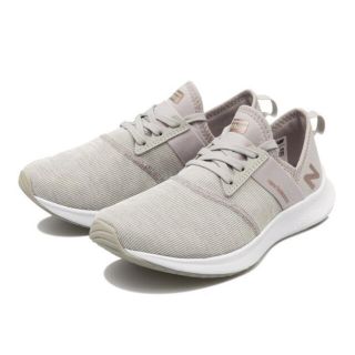 ニューバランス(New Balance)のニューバランス WNRGAG2(D)  グレー　25.5センチ(スニーカー)