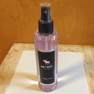 アバクロンビーアンドフィッチ(Abercrombie&Fitch)の新品♡アバクロ  ボディミスト250ml(香水(女性用))