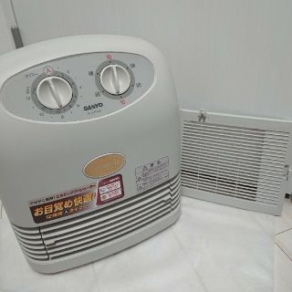 サンヨー(SANYO)のSANYO セラミックファンヒーター R-CF12C(ファンヒーター)