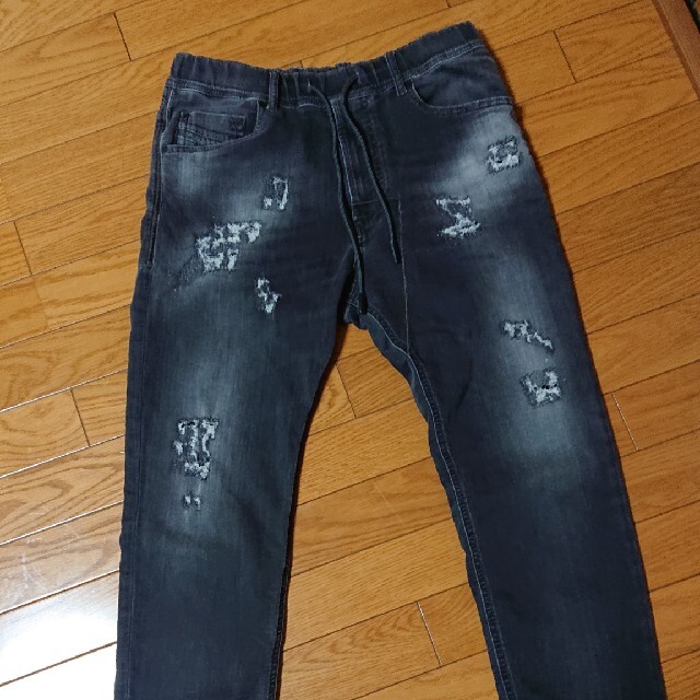 DIESEL(ディーゼル)のディーゼル/NARROT-NE JOGG JEANS  W28 メンズのパンツ(デニム/ジーンズ)の商品写真