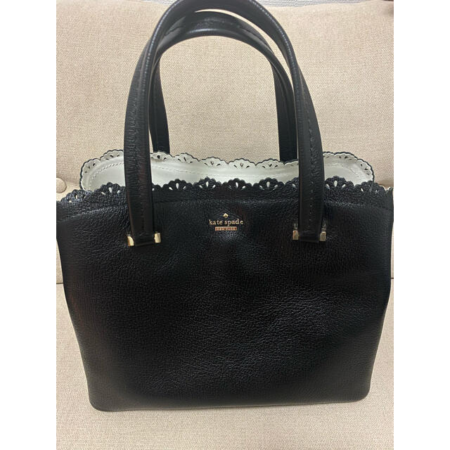 kate spade スカラップ　黒白　ハンドバッグ