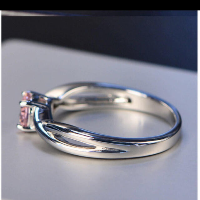 【最新入荷】ルビーカラー スター シルバー刻印ありＣzダイヤモンドリング レディースのアクセサリー(リング(指輪))の商品写真