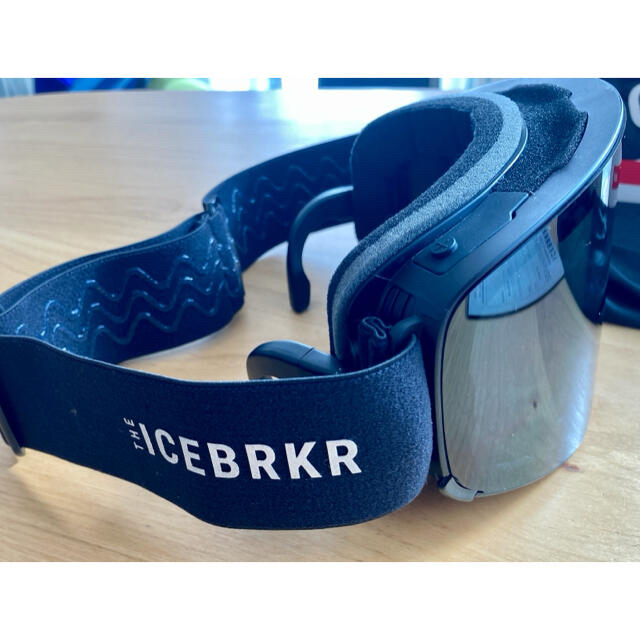 骨伝導&MESHインカム搭載スノーゴーグル【IceBRKR(アイス 骨伝導&MESHインカム搭載スノーゴーグル【IceBRKR(アイス