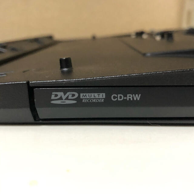 ブランド』 Lenovo Series 3 DVDドライブ付の通販 by シャア's shop｜レノボなら
