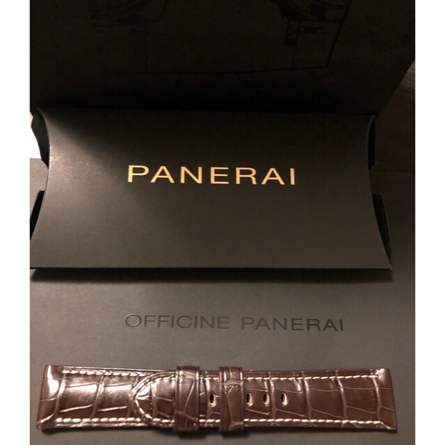 OFFICINE PANERAI(オフィチーネパネライ)のパネライ  純正パーツ　アリゲーターストラップ　未使用 専用ページ メンズの時計(レザーベルト)の商品写真