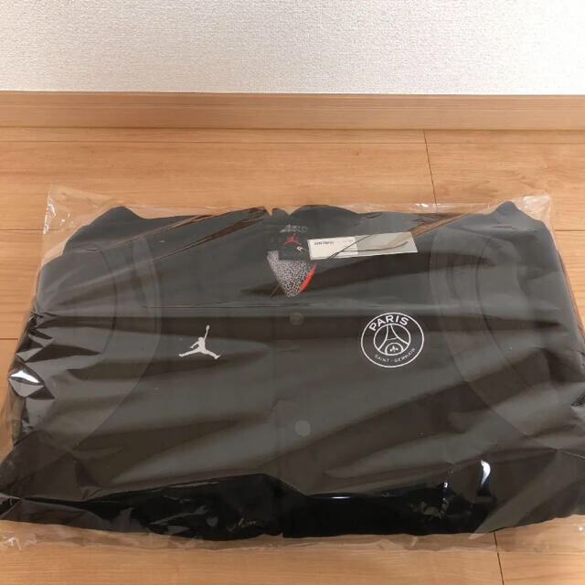 NIKE(ナイキ)のナイキ ジョーダン パリサンジェルマン PSG ジャケット スタジャン  メンズのジャケット/アウター(ダウンジャケット)の商品写真