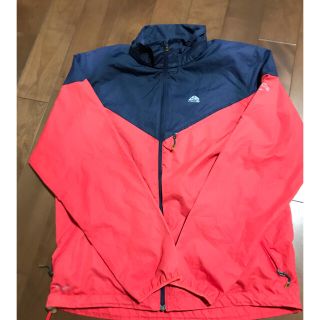 ナイキ(NIKE)のNIKE ACG ナイロンジャケット(ナイロンジャケット)