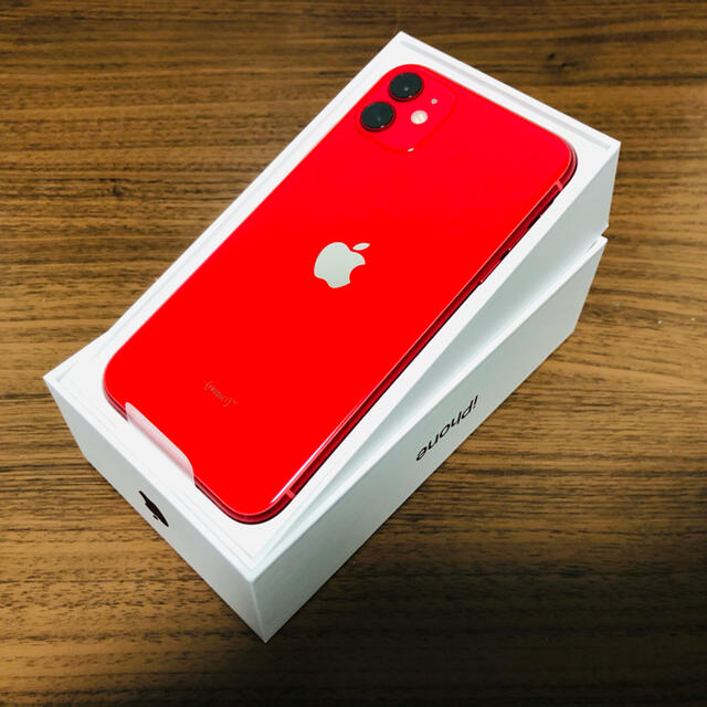 新品 iPhone 11 64GB 赤 SIMフリー化済みスマートフォン/携帯電話