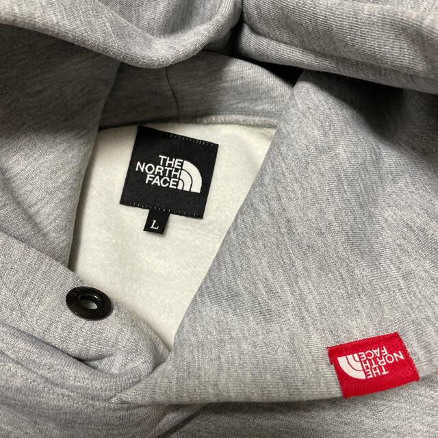 THE NORTH FACE(ザノースフェイス)のこんちゃん様専用　ノースフェイス　フーディーサイズL メンズのトップス(パーカー)の商品写真