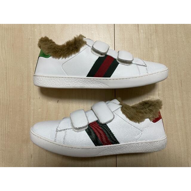 Gucci(グッチ)のGUCCI グッチ ファー ウェブ レザー スニーカー レディース レディースの靴/シューズ(スニーカー)の商品写真