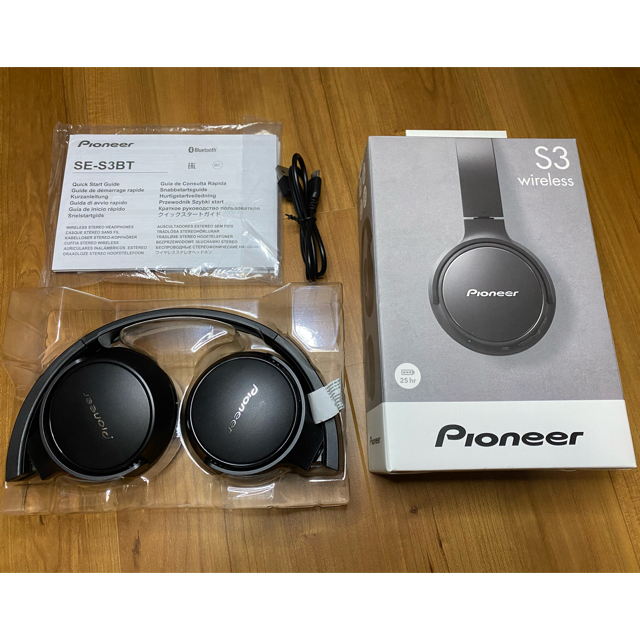 Pioneer(パイオニア)の専用　Pioneer パイオニア　ヘッドフォン　ワイヤレスヘッドフォン スマホ/家電/カメラのオーディオ機器(ヘッドフォン/イヤフォン)の商品写真